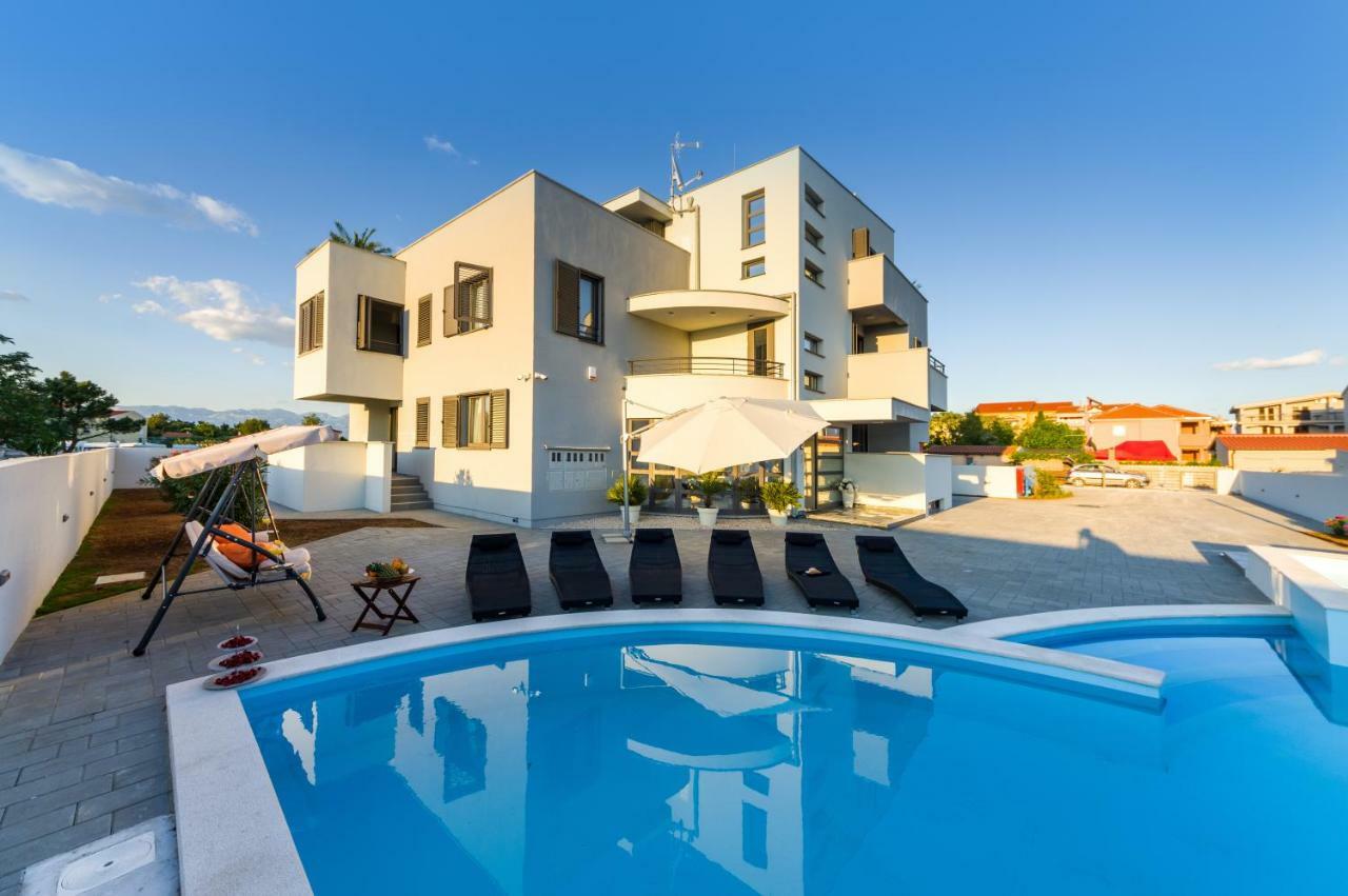 Apartments Menalo Zaton  Buitenkant foto