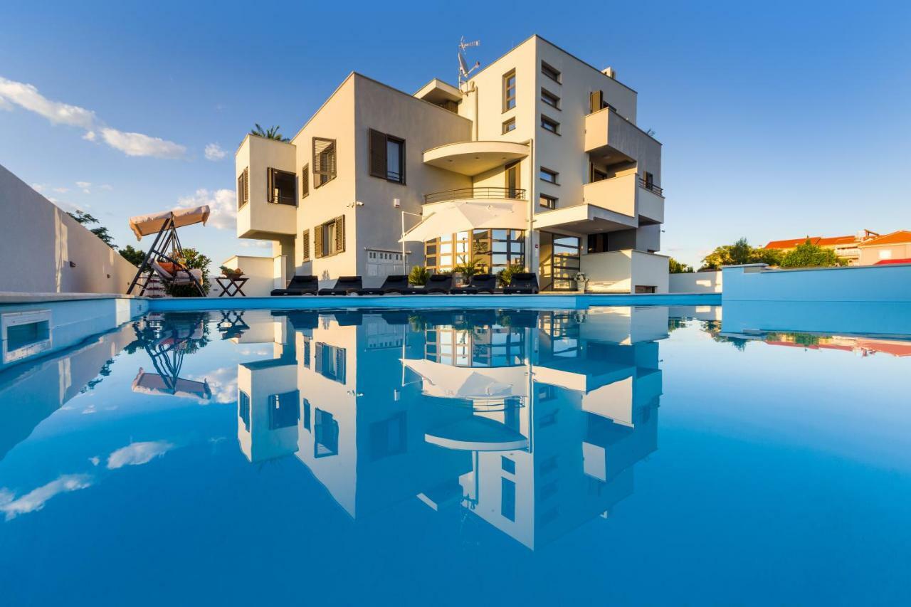 Apartments Menalo Zaton  Buitenkant foto