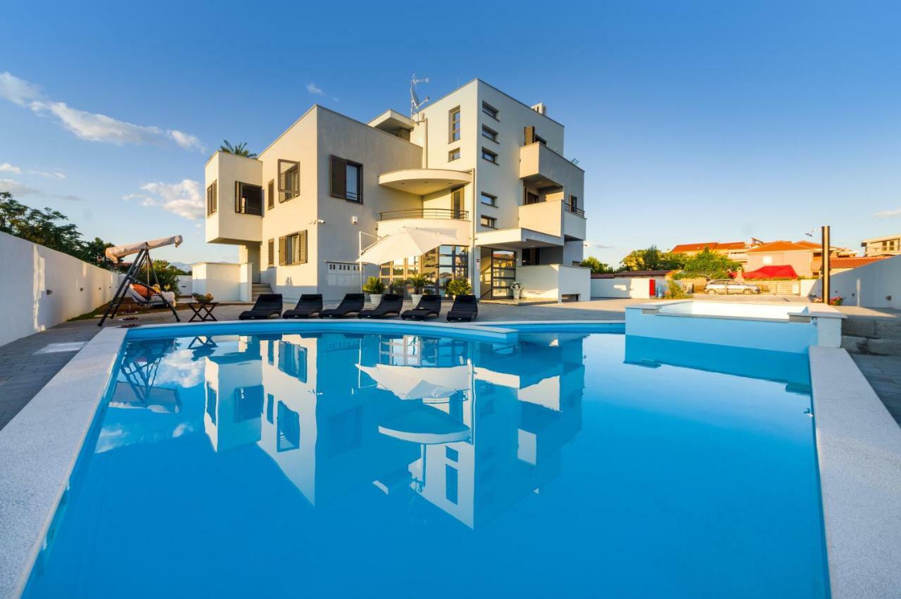 Apartments Menalo Zaton  Buitenkant foto